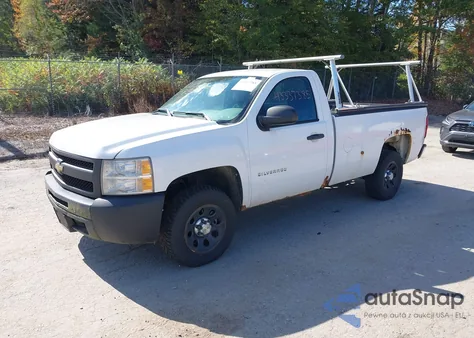 2011 Chevrolet Silverado 1500 Work Truck z USA, uszkodzony, nr VIN 1GCNCPEX3BZ389193
